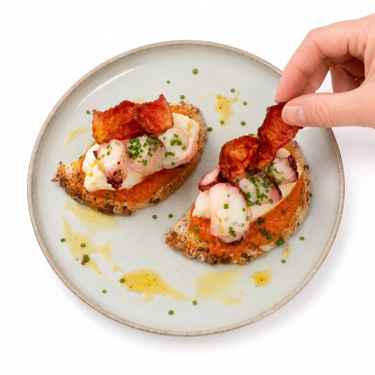 colocar bacon crispi en tapa de rejo