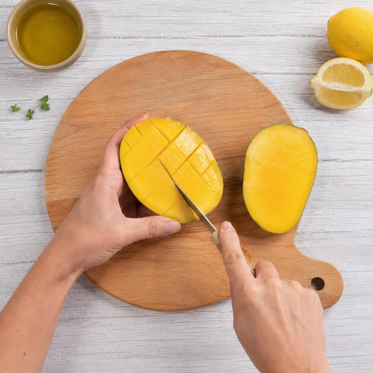 cortar el mango en dados